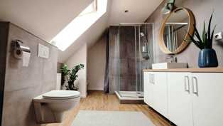 Советы по ремонту и обслуживанию ванной комнаты для жильцов многоквартирных домов
